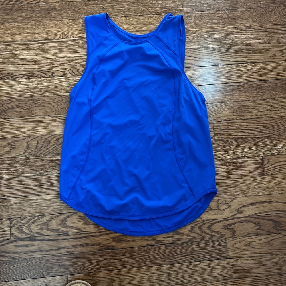 Blue lululemon tank size 6